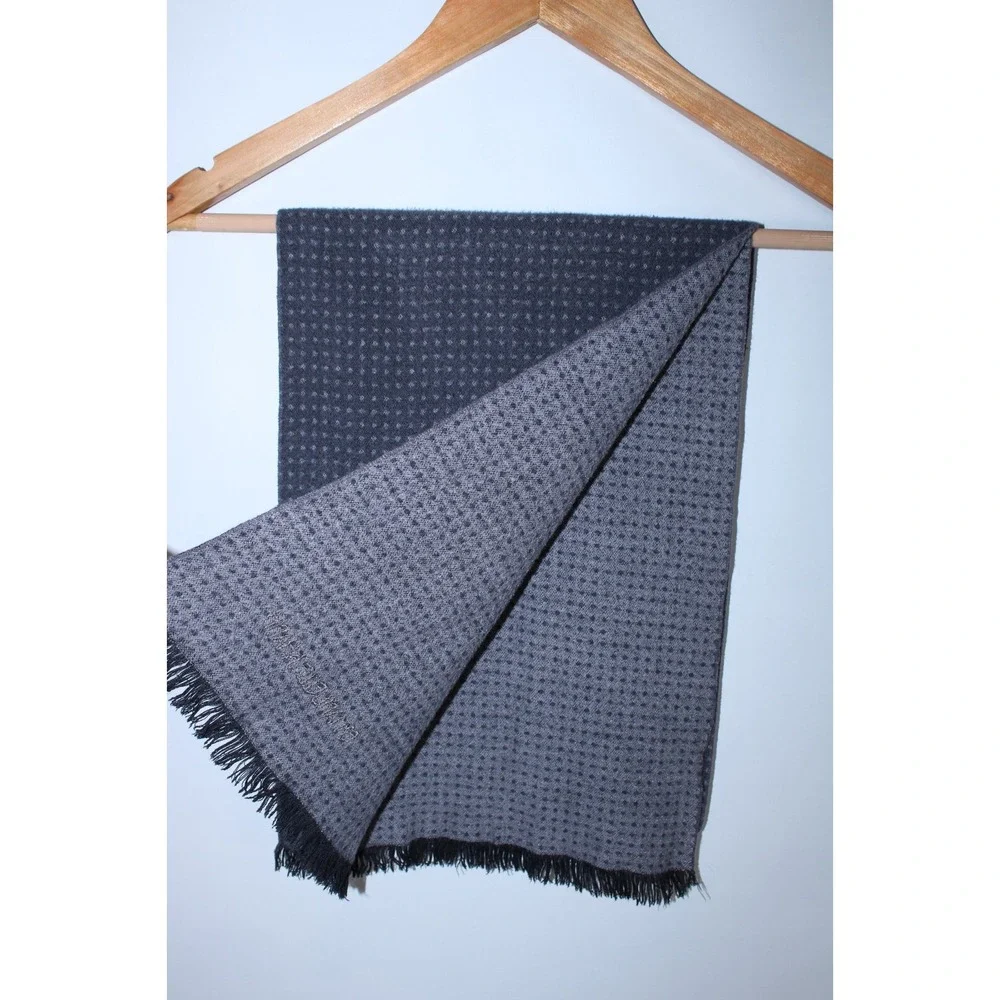 Emmanuelle Khanh Men's One Size Gray Viscose Scarf